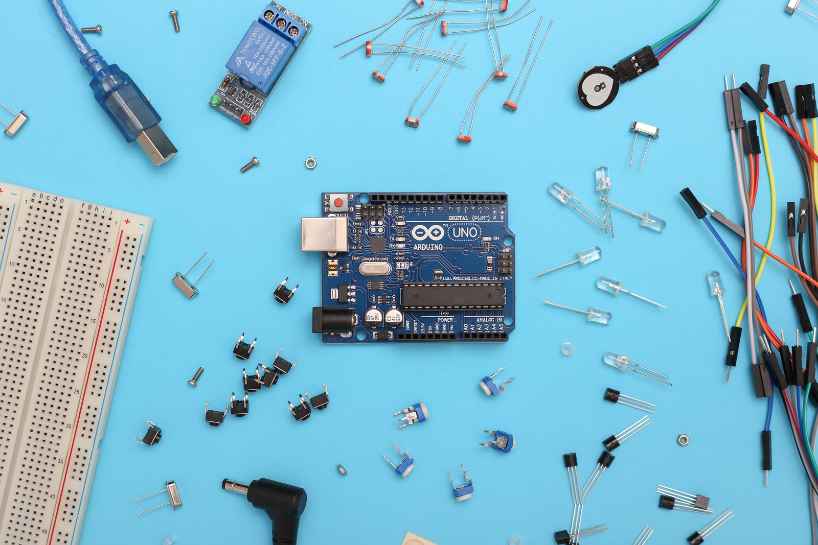 How The World Can Overcome Global Chip Shortage – InsideTechWorld